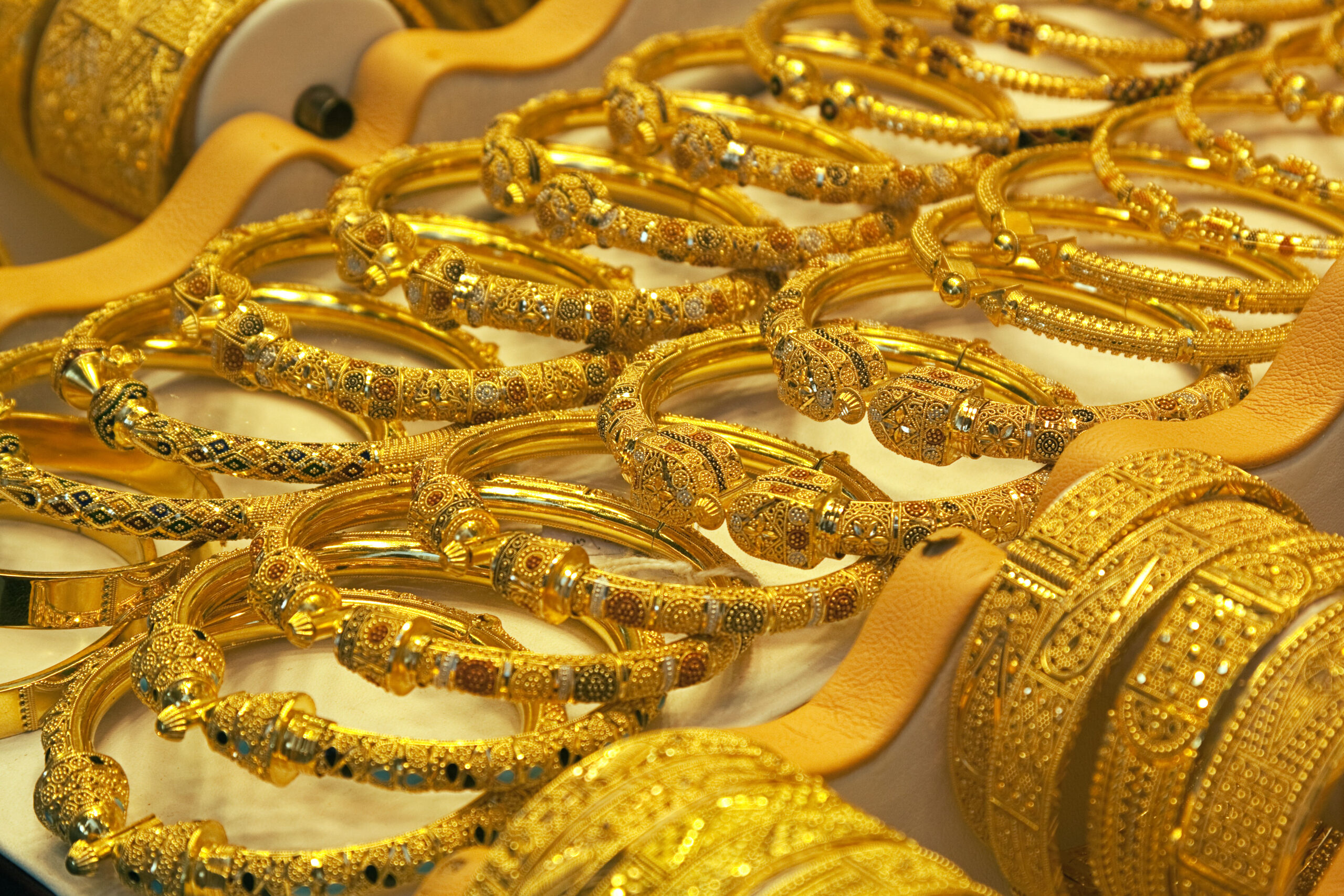 أسعار الذهب فى السعودية اليوم الجمعة 17 1 Glbnews Com